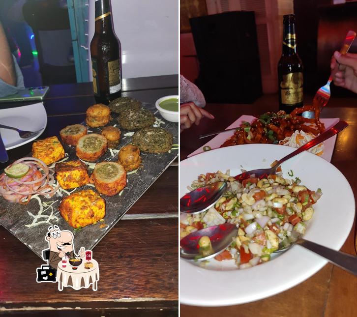 Food at Sonido by Maquina