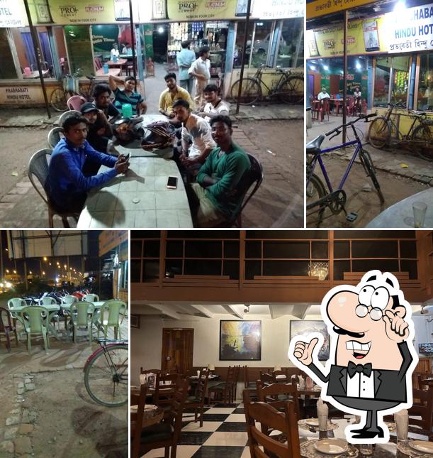 The interior of Swapan Dar Dhaba