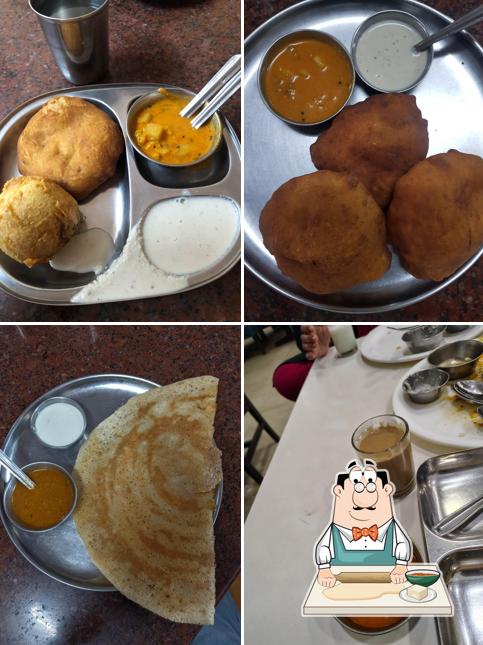 Samosa at Kamat Restaurant