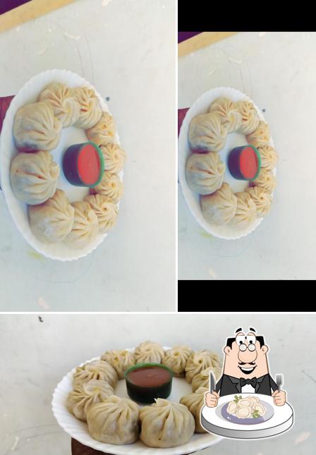 Dumplings at Kardeep Food Express