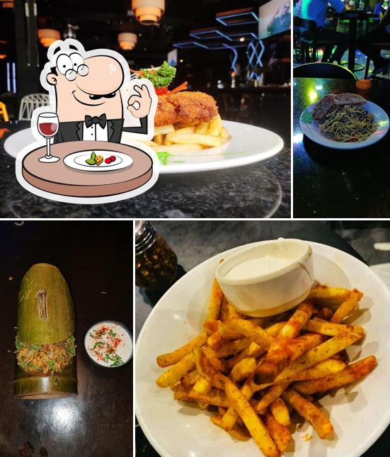 Food at Warehouse - Kitchen & Bar