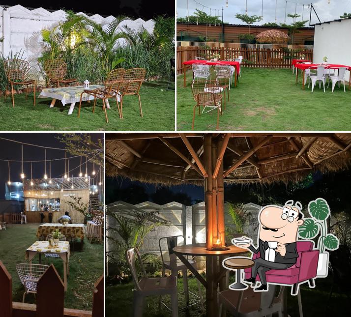 The interior of Doggy Hotel