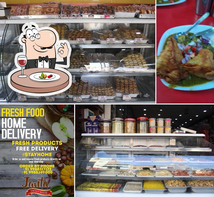 Food at Janta Sweet House