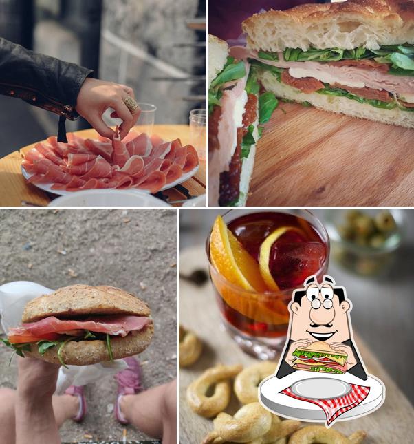 Club sandwich al Mangiobevo - traiteur italien