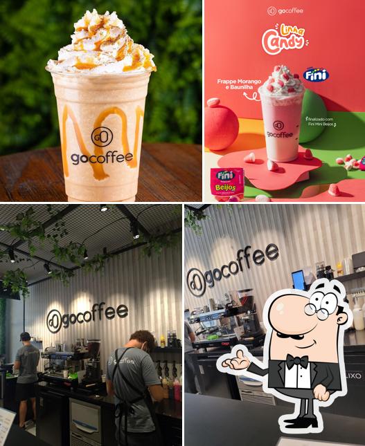 O Cafeteria Go Coffee Boqueirão Santos se destaca pelo interior e comida