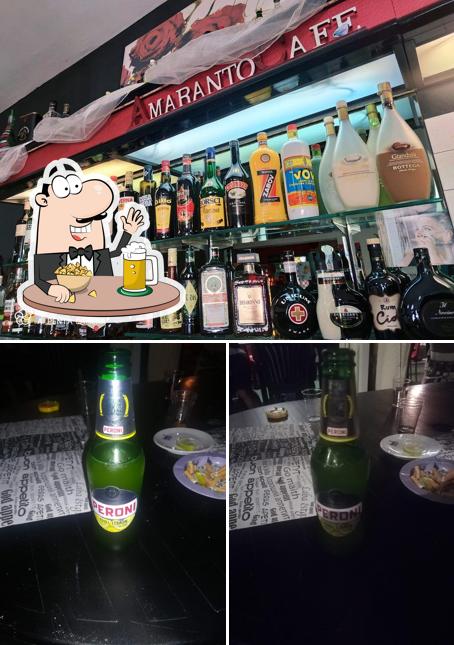 Puoi goderti un rinfrescante bicchiere di birra chiara o scura