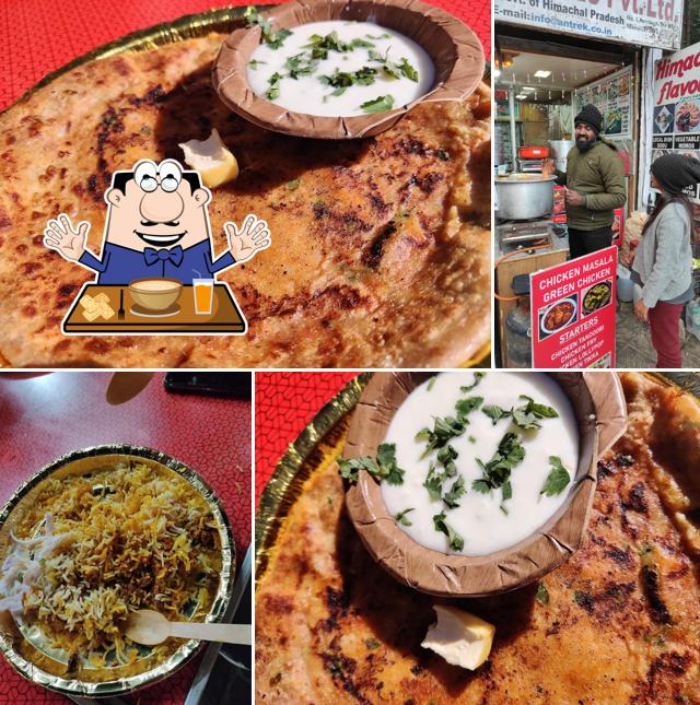 Food at Chicken Dum Biryani Wala