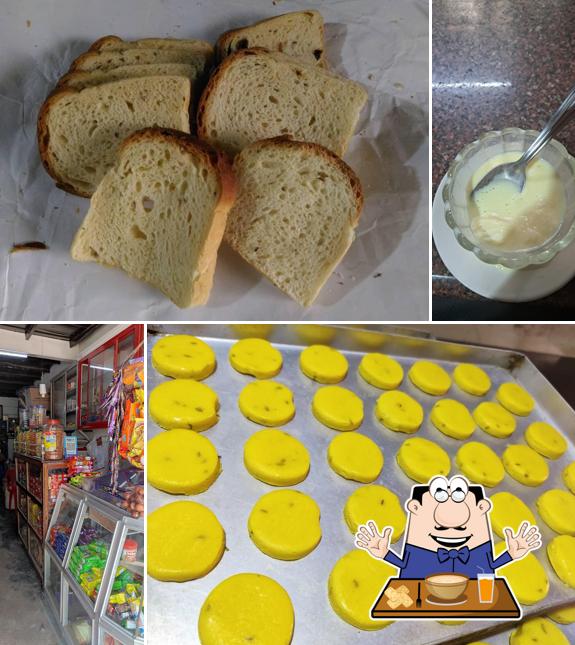 Clam chowder at Thoppil Bakery