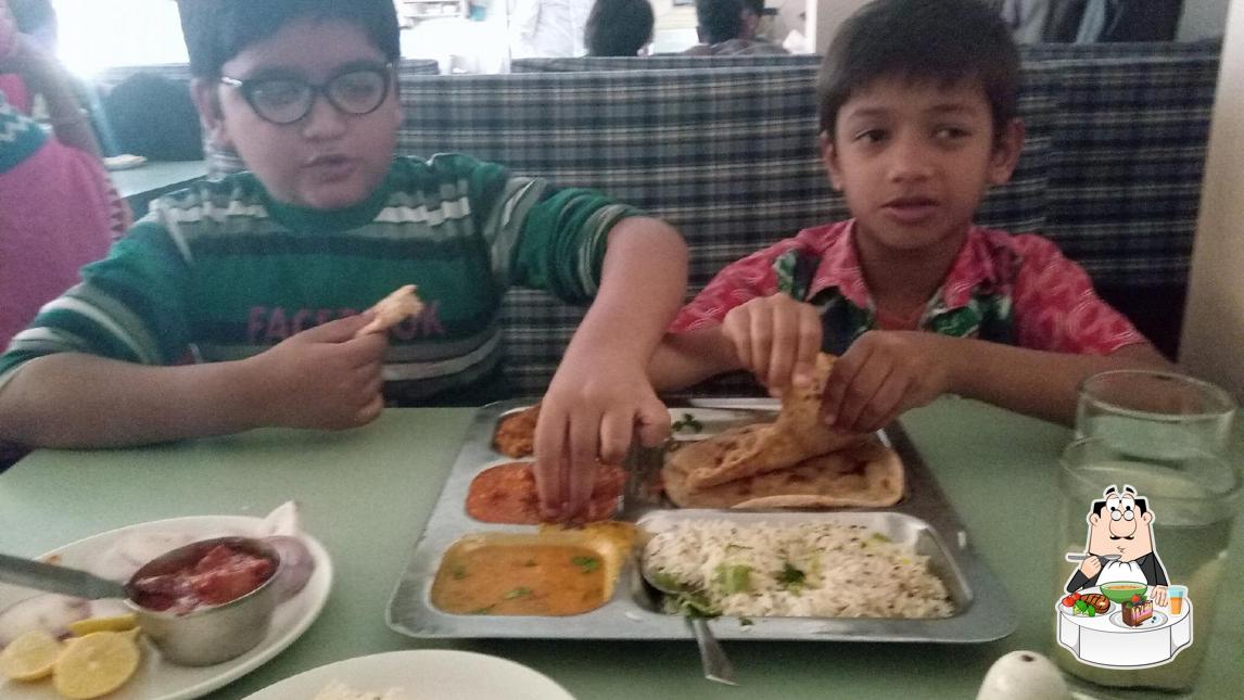 Look at the image of Mehta Bhel And Restaurant