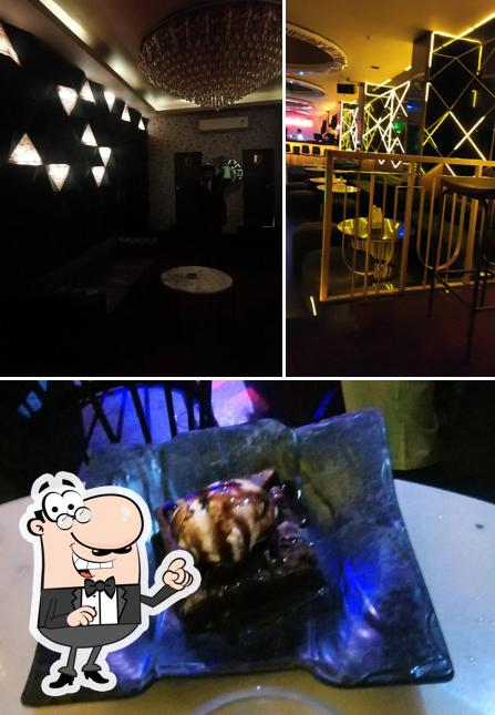 Check out how QUE looks inside