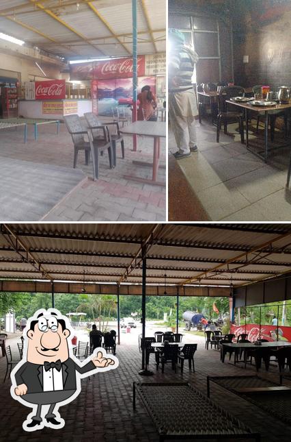The interior of Jaspal Shudh Vaishno Dhaba