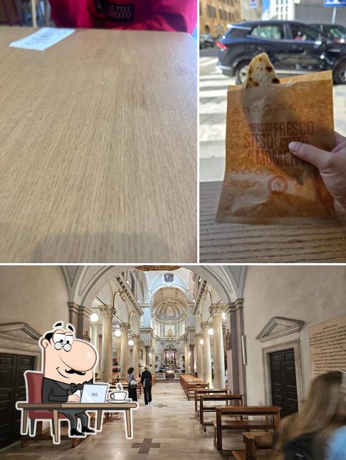La foto di interni e cibo da La Piadineria