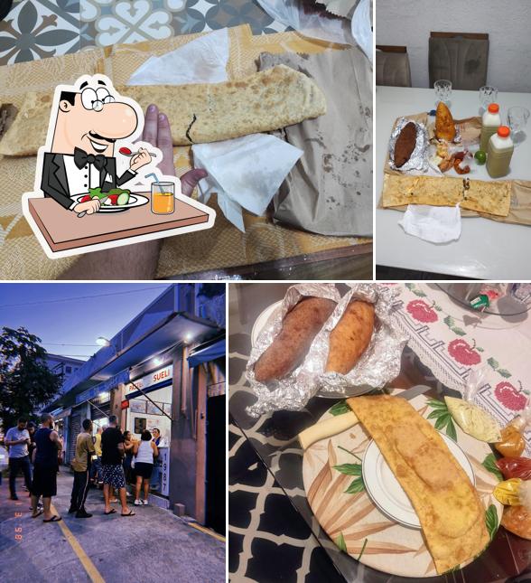 Comida em Pastel da Sueli - (Vila Medeiros, SP)