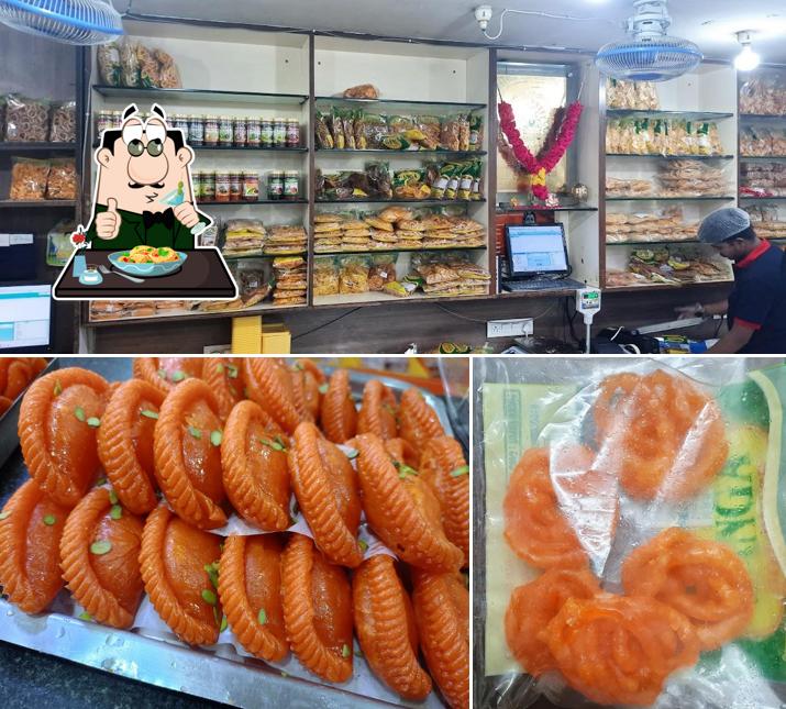 Food at GANGA HOT CHIPS