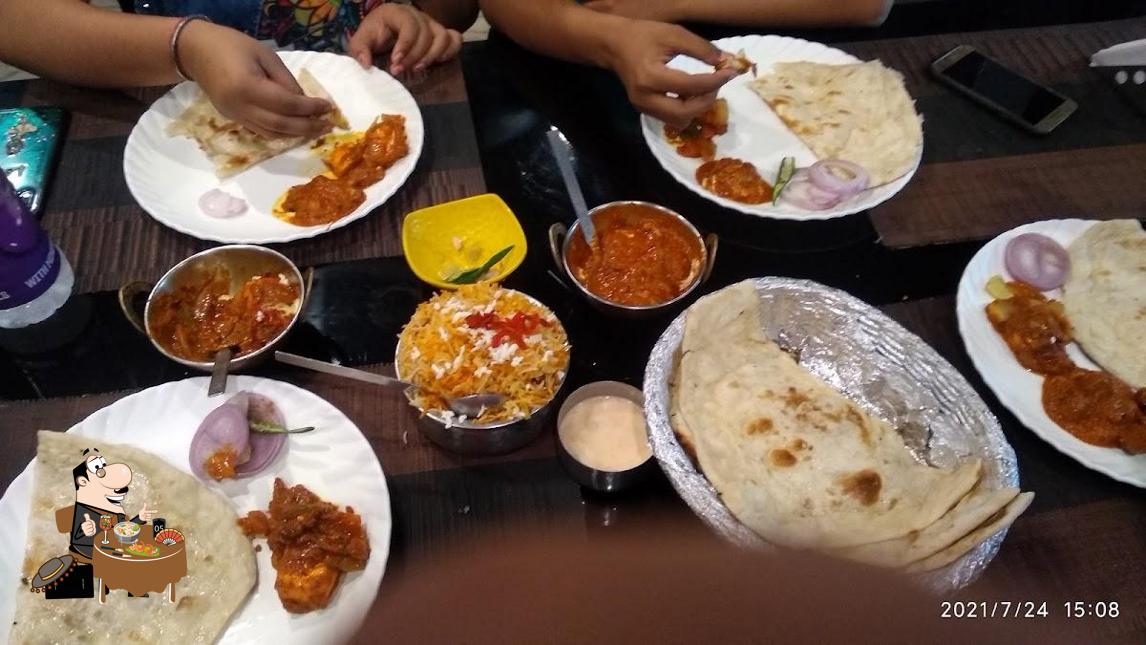Food at Khana Khazana