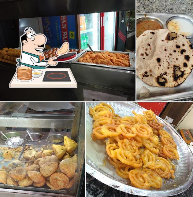 Pancakes at Shree Mahakal Namkeen and Tea House
