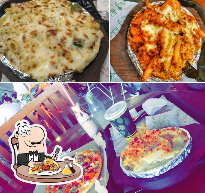 Order pizza at Spaghetti Club