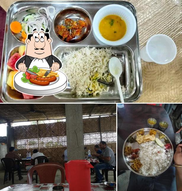 Food at Bhaiti Hotel