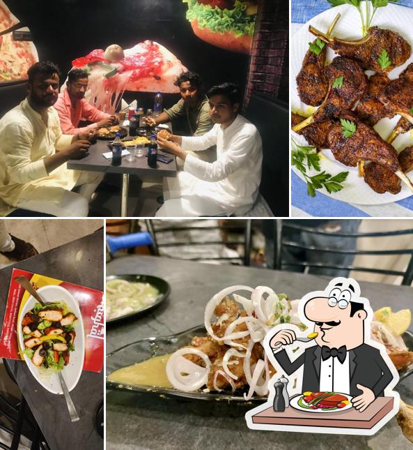 Food at Mehfil-E-Mughliaaz