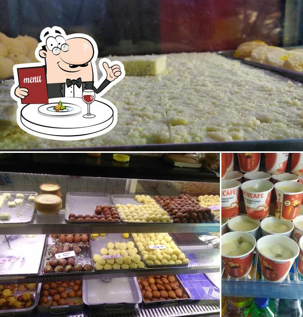 Food at Ms Moti Lal Paul & Sweets