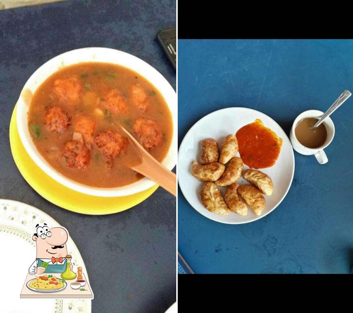 Food at Shri Ram Centre Canteen