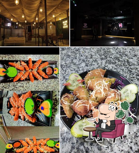 HOTEL JMD PALACE BAR AND RESTRO