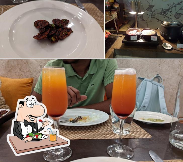 Meals at Backwater Cafe ಬ್ಯಾಕ್ ವಾಟರ್ ಕೆಫೆ