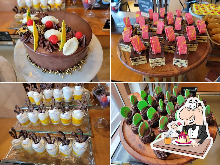 Bar 41 - Radisson Blu Plaza Hotel offers a range of sweet dishes