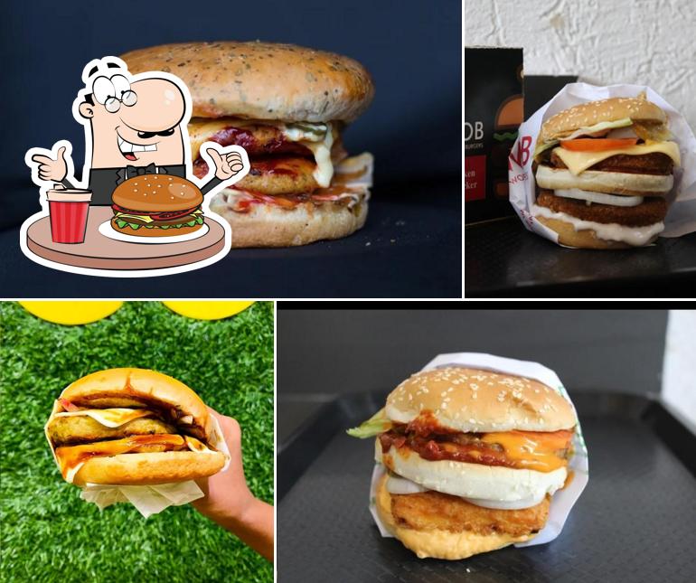 Hamburger at Grill Junction