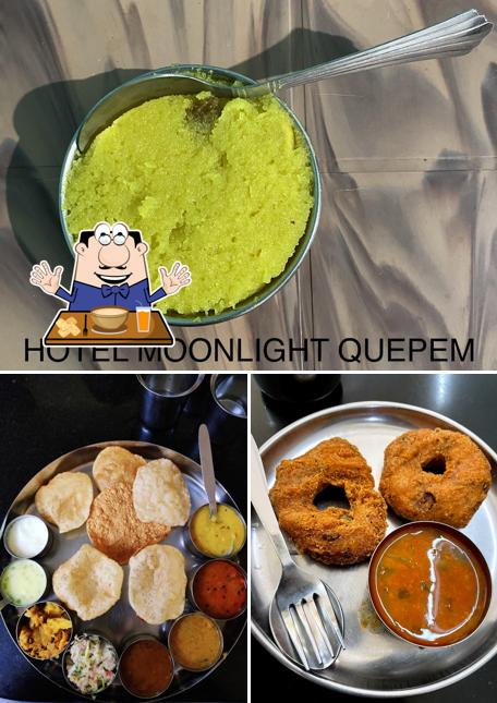 Meals at Hotel Moonlight