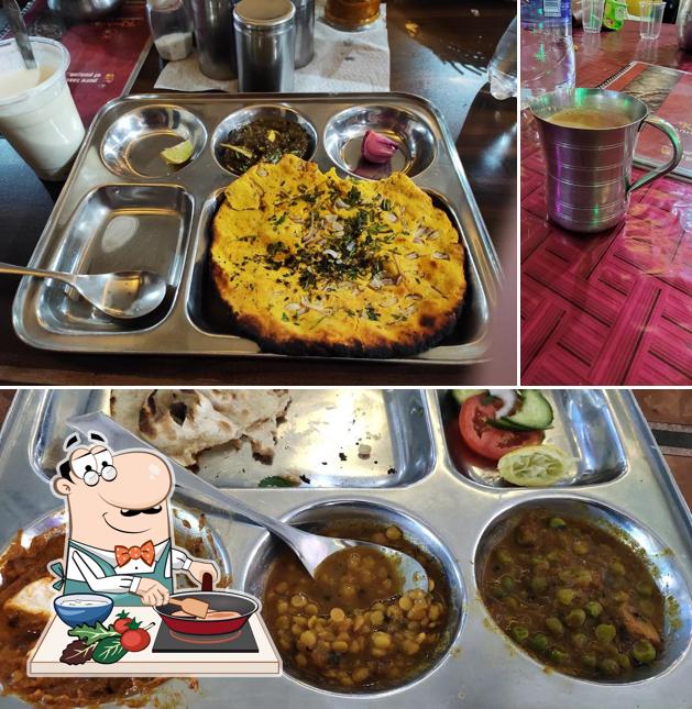 Chicken curry at Khehra Vaishno DHABA