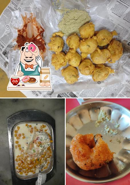 Puthu Hotel provides a number of desserts