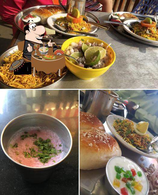 Meals at Shakuntala Misal