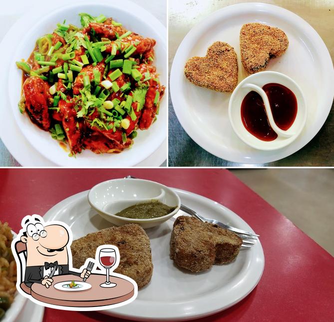 Food at The Pizza Corner