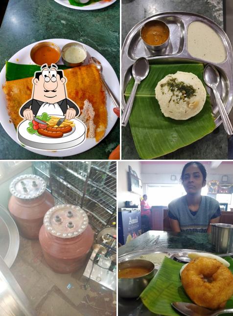 Masala dosa at Hotel Raghu