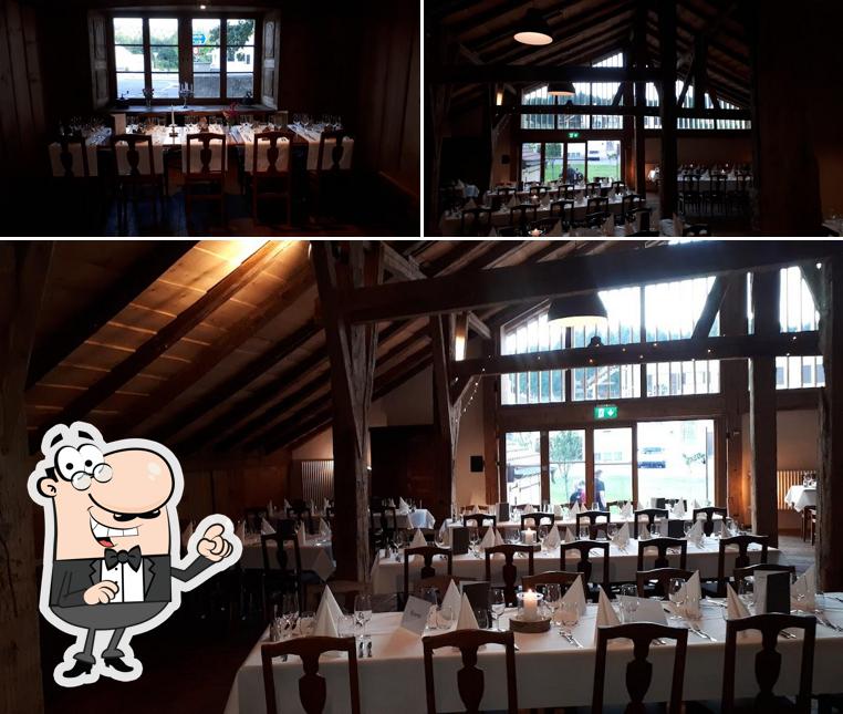 Dai un'occhiata agli interni di Auberge de La Ferme Droz-dit-Busset