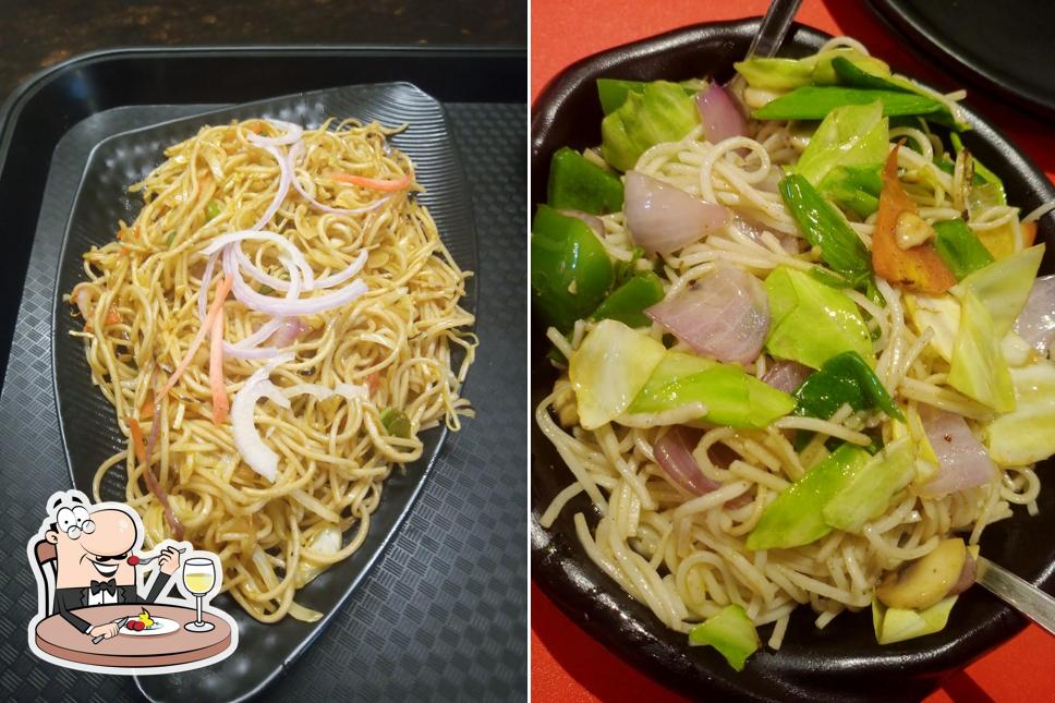 Food at The pizza slice