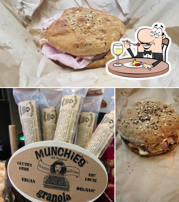 La foto della cibo e bevanda di Bread Market