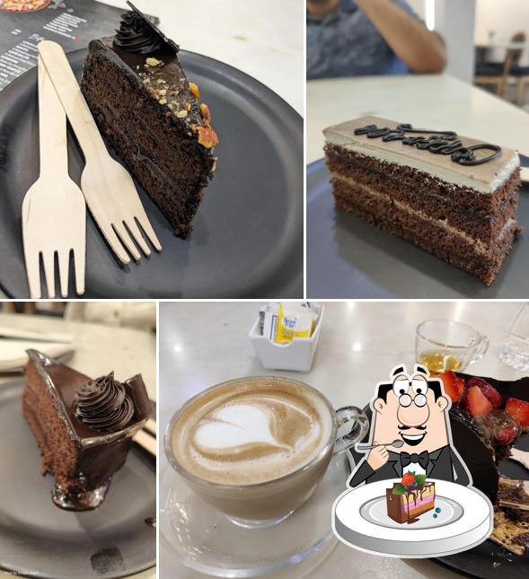 Chocolate cake at Oberai Bakers & Cafe Chocolate cake at Oberai Bakers & Cafe