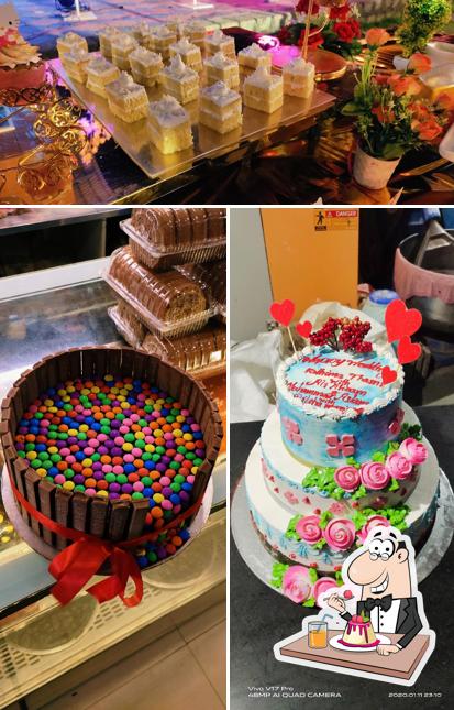 Western Bake House provides a range of desserts