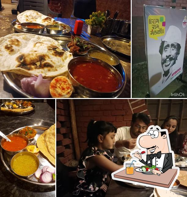 Food at हॉटेल वाडा Hotel Wada