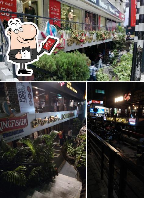 The exterior of Downtown Pub