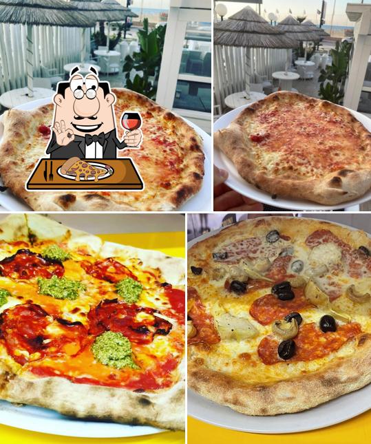 Prenditi tra le molte varianti di pizza Prenditi tra le molte varianti di pizza