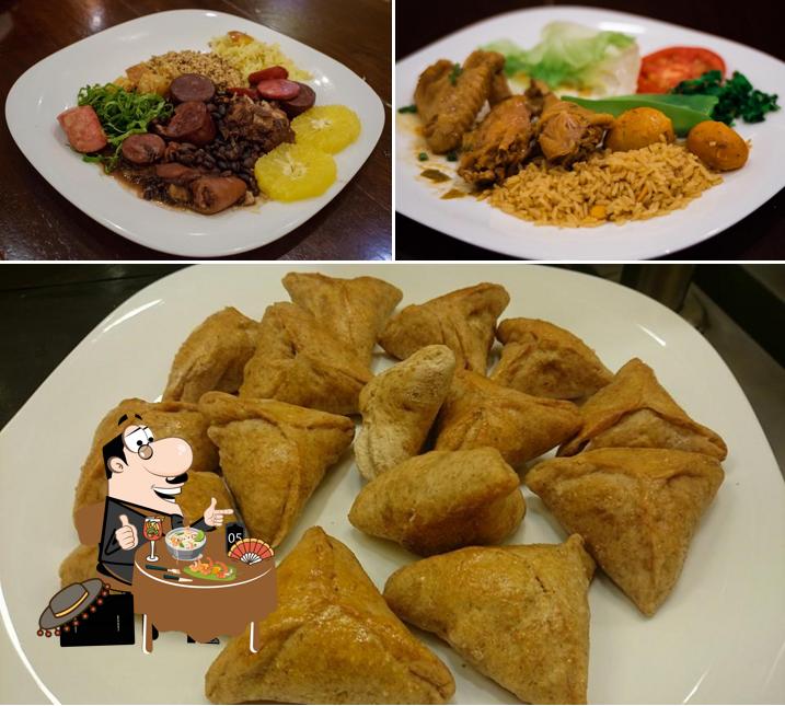 Comida em Restaurante Salada Mista