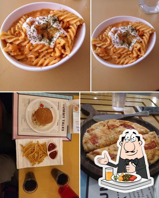 Food at Tummy Talks Cafe, Sikar