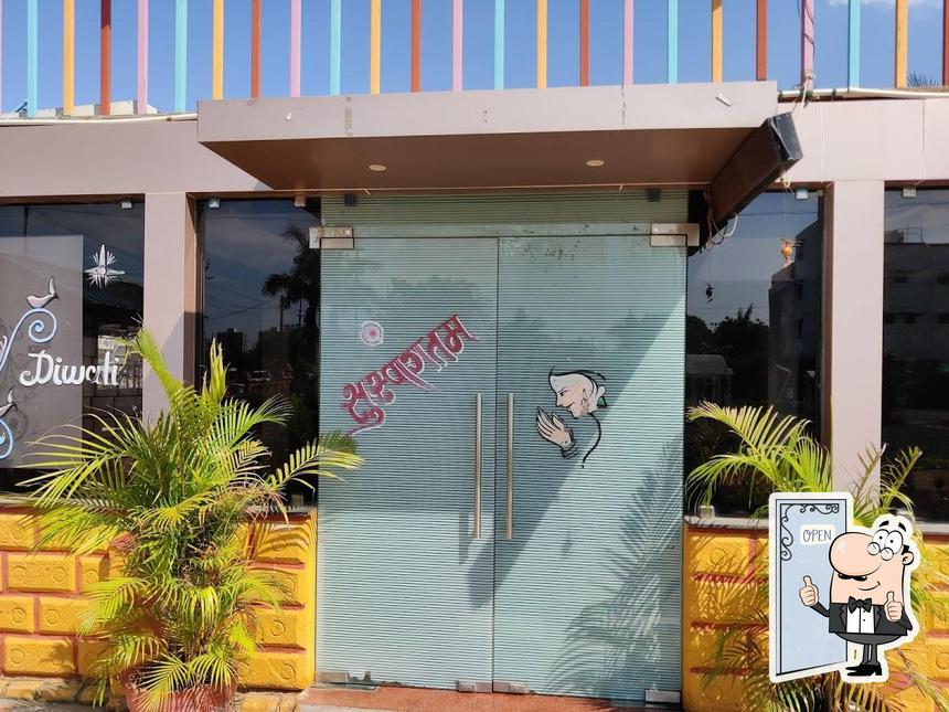 Here's a photo of Giriraj Multi Cuisine Restaurant