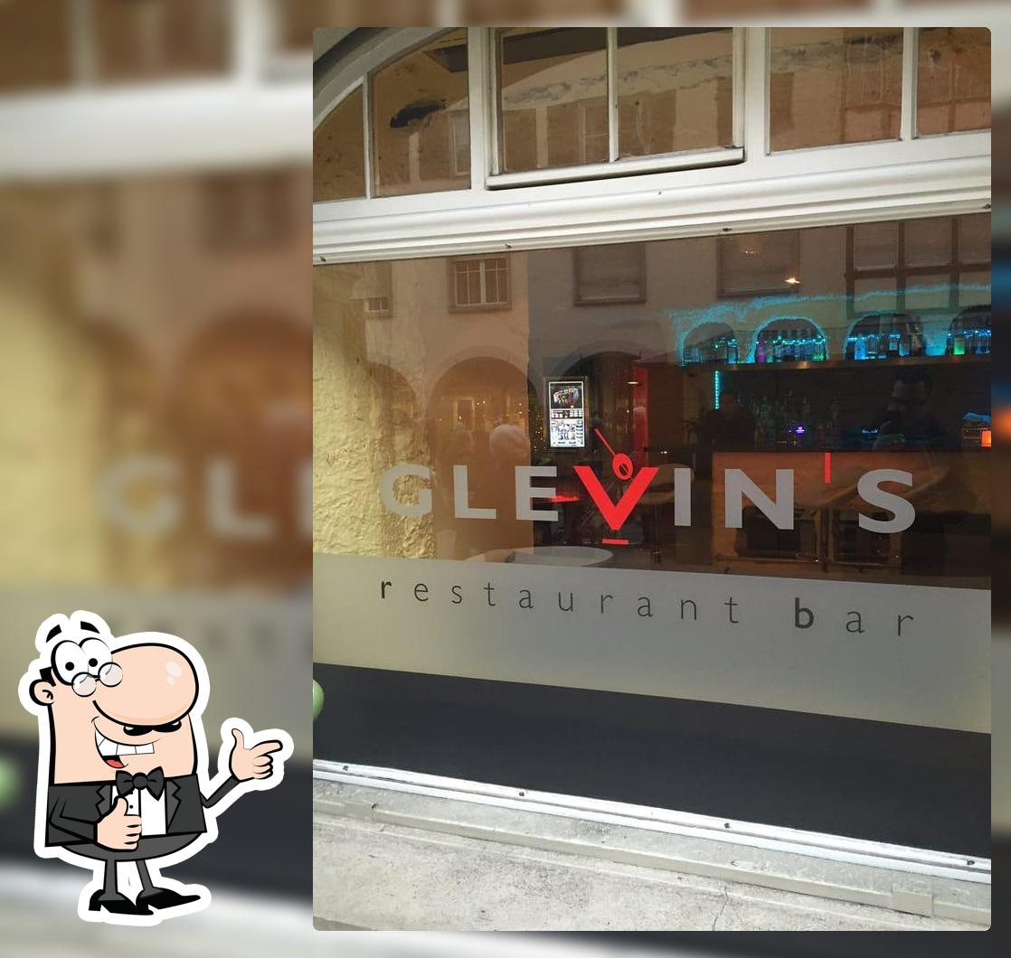Glevin's Bar