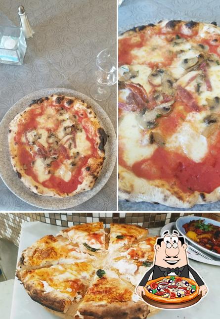 Scegli una pizza a Ristorante Salvatore Alla Riviera