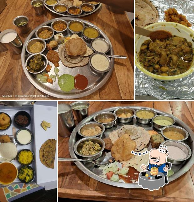 Meals at GujjuBhai Ni Thali
