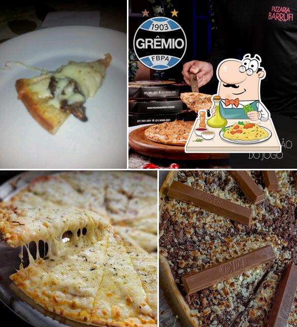 Comida em Pizzaria Barrufi